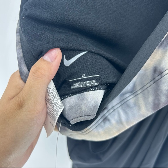 Nike Swim Layered Tankini Top Women's 3X Black Grey Tie Dye Top NESSC381-001 - Picture 12 of 12